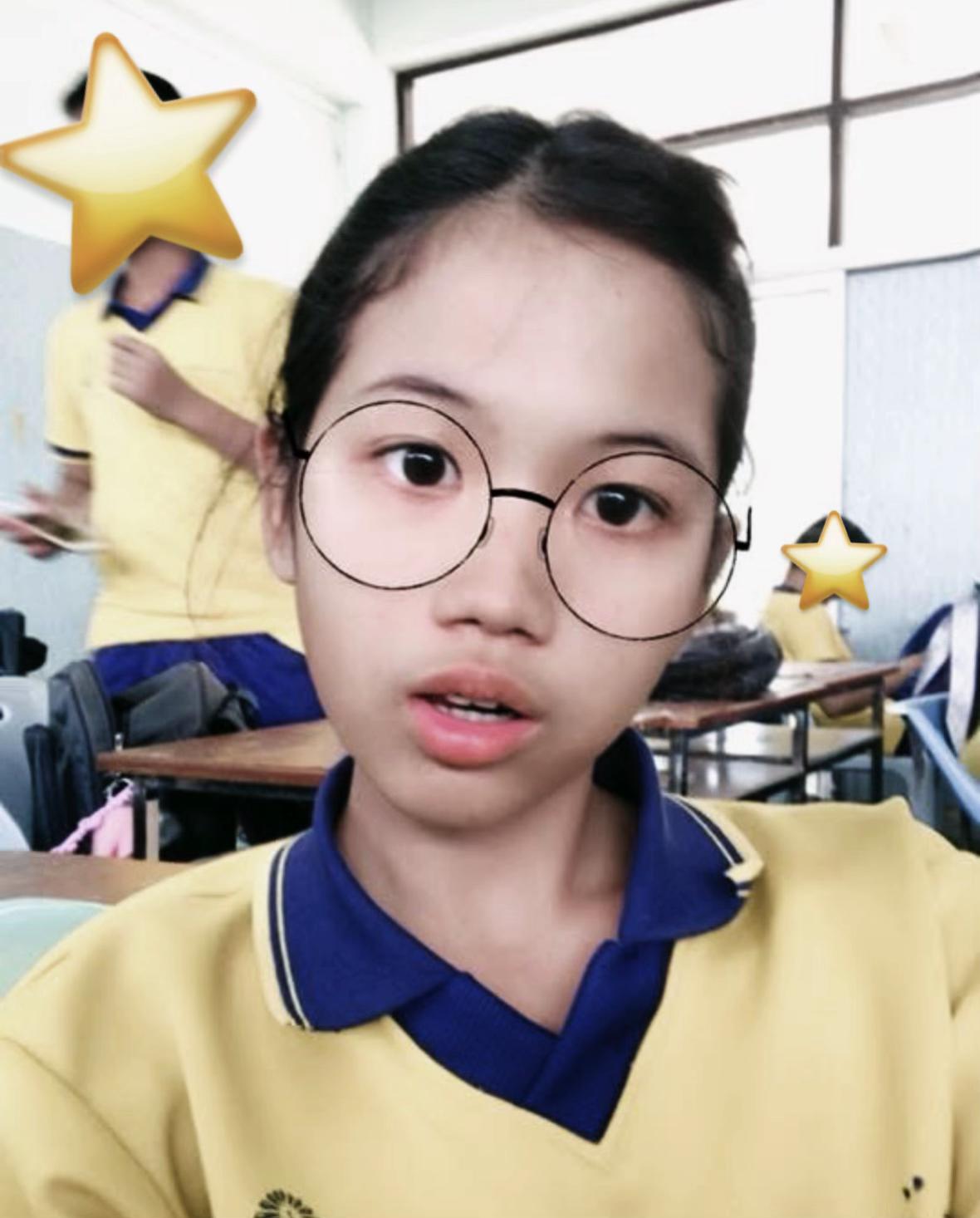 @★^-^★