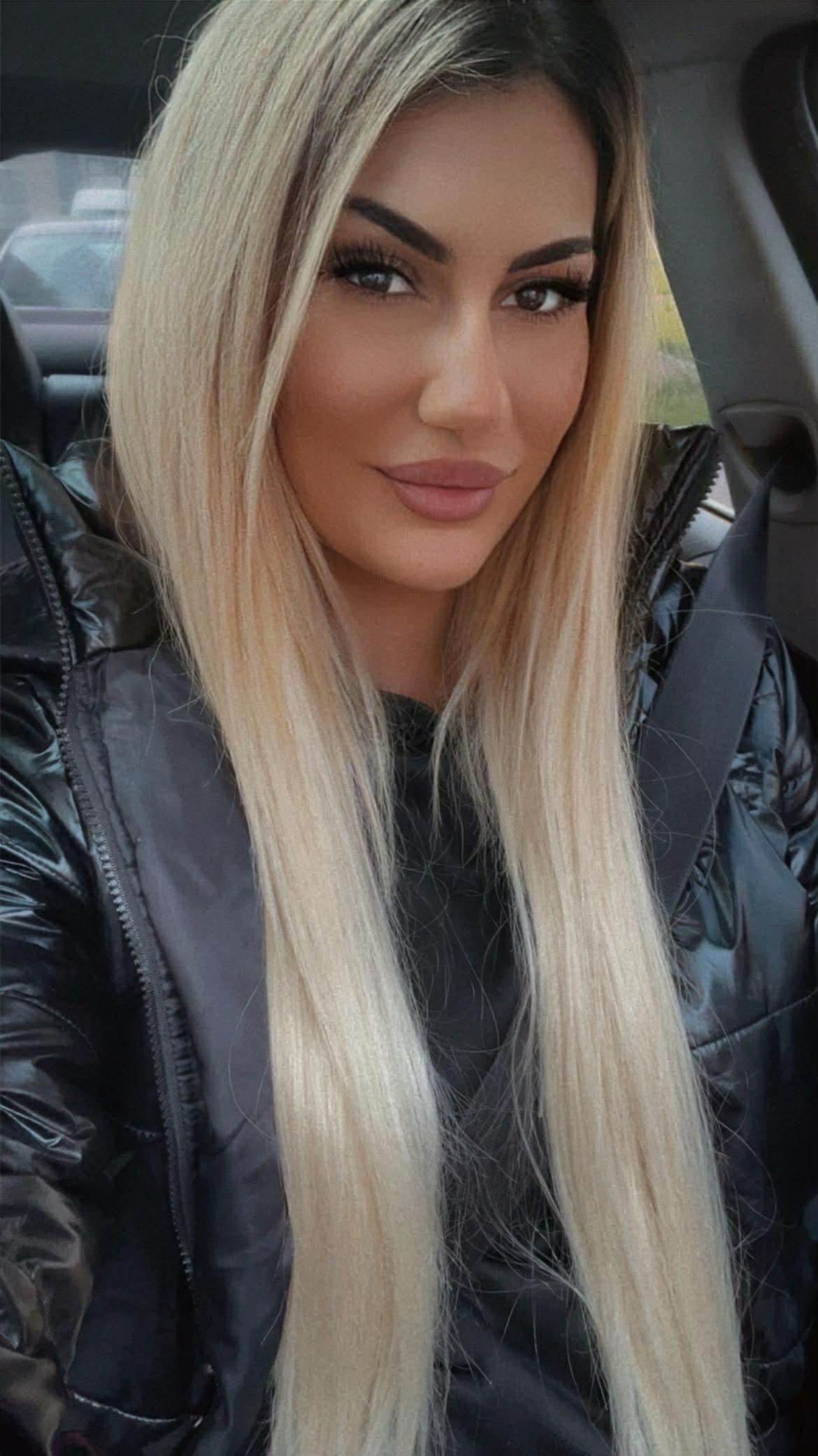 @🦋