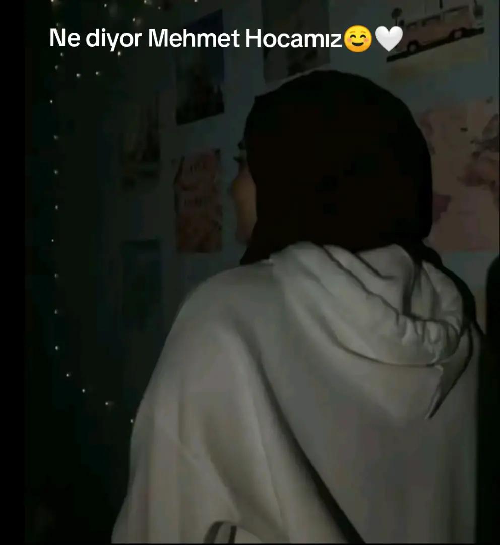 @𝑍𝘪𝘭𝘢𝘯𝘯🦋