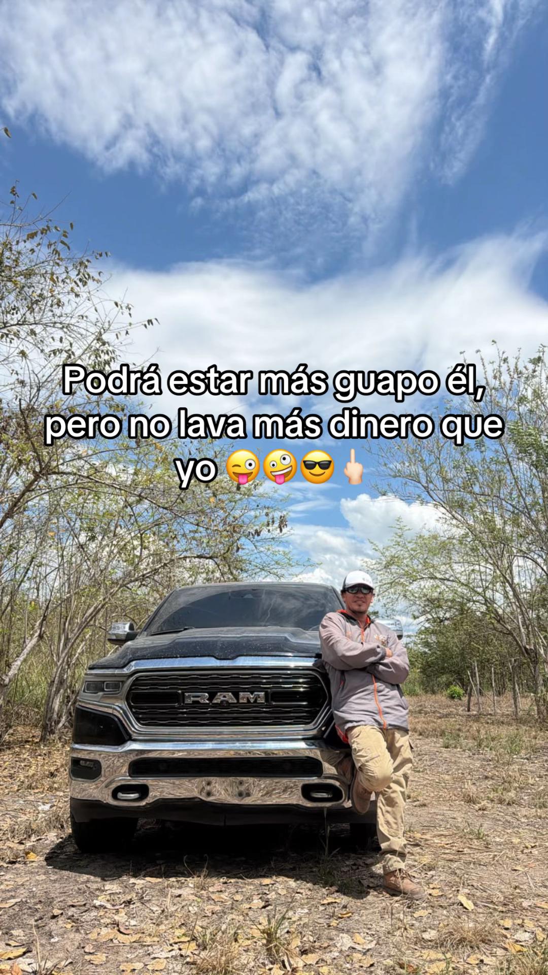 @Orlando Saavedra San