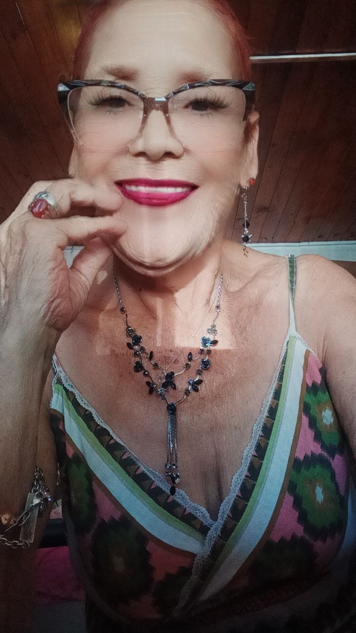 @Ana Alvarado2788