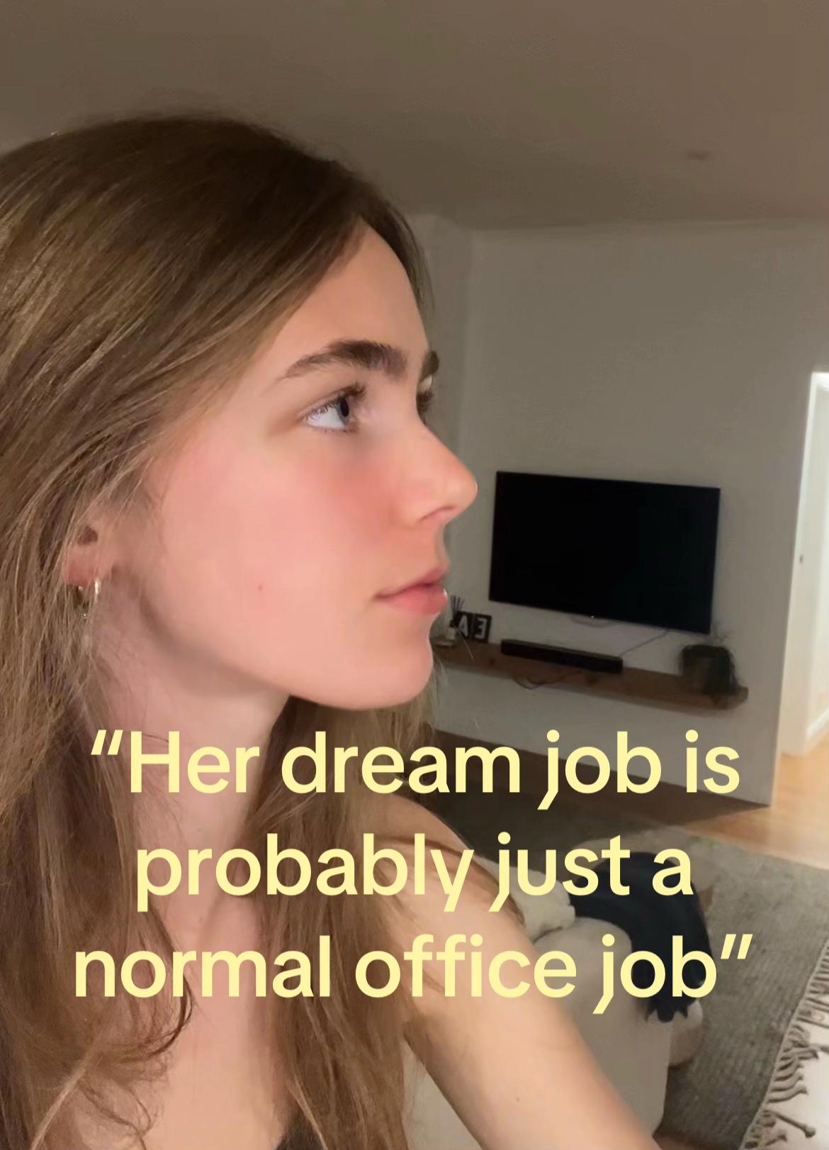 @Ella