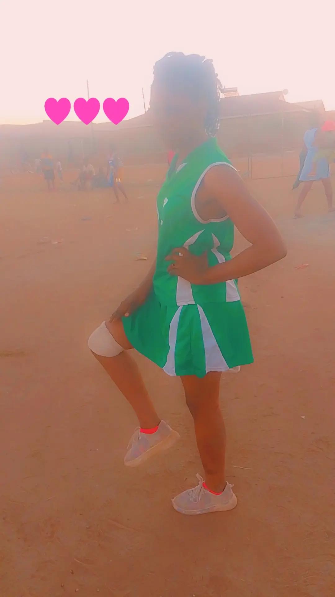 @nelissah