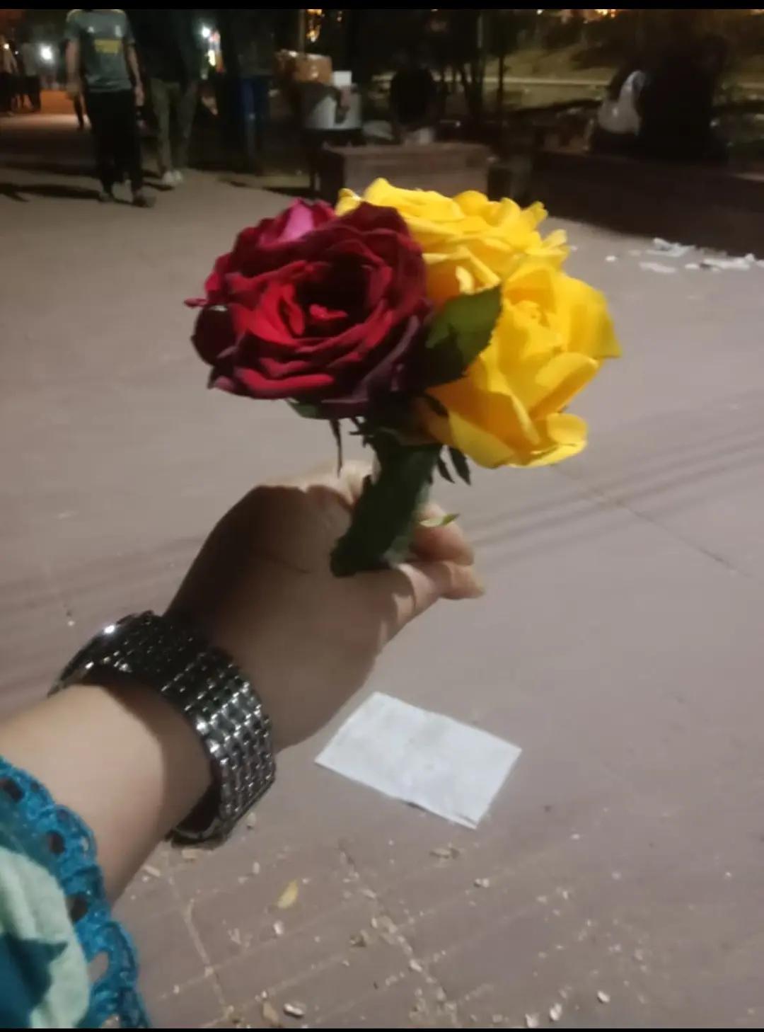 @নীল আকাশের তাঁরা