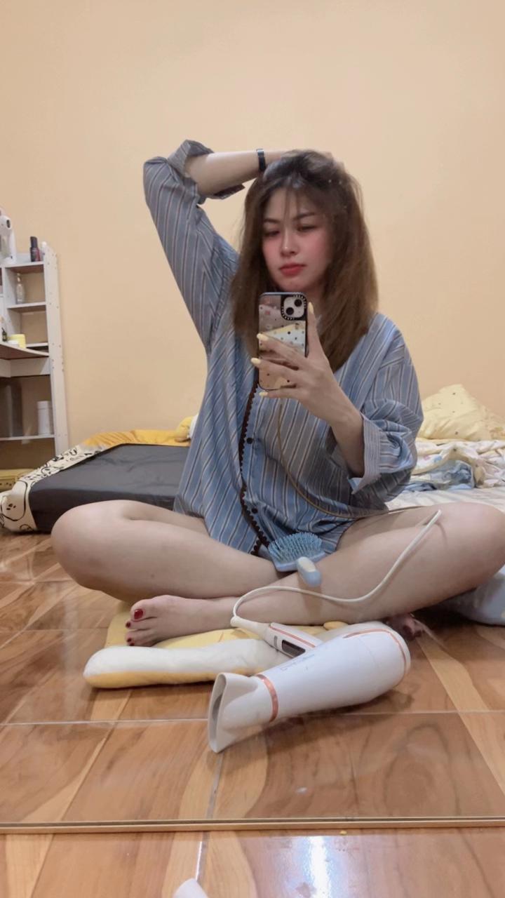 @nisachon