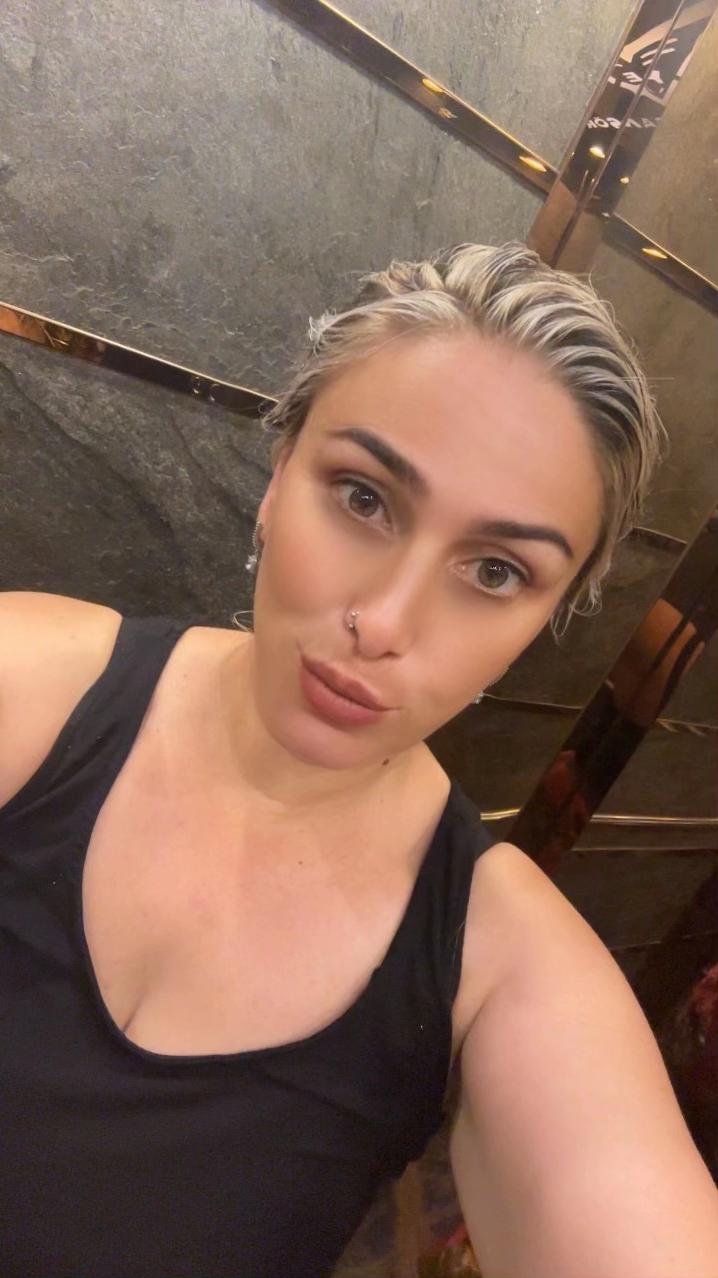 @Elaynll