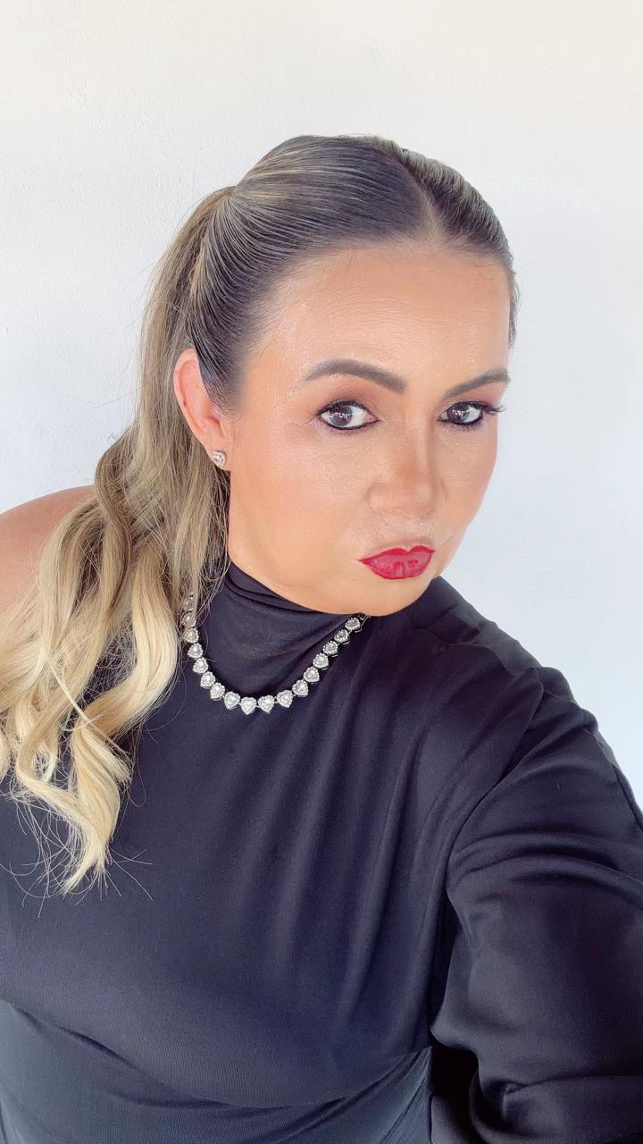 @Fᥣᥲ́᥎ιᥲ Pᥲᥴhᥱᥴ᥆ ♡