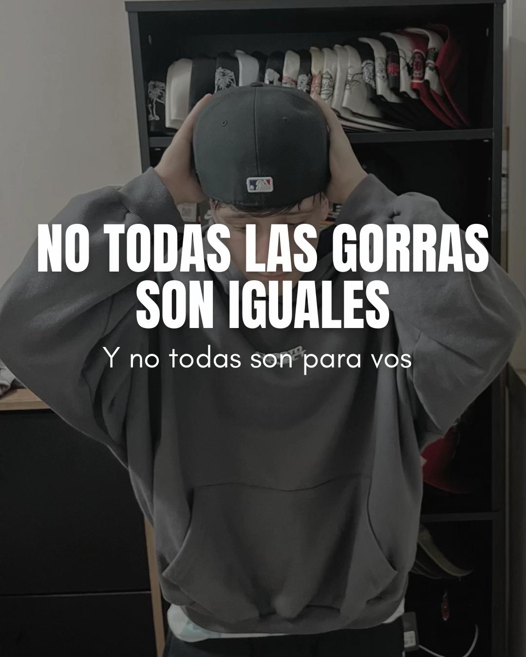 @_foxcaps
