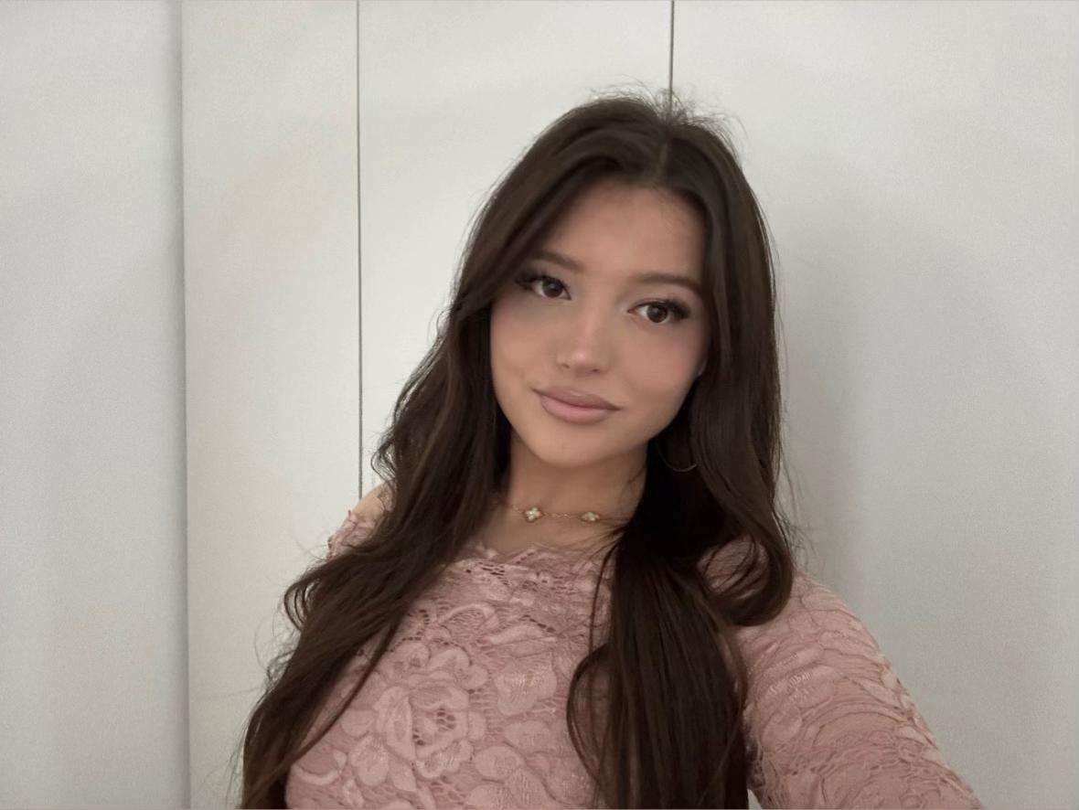 @anitaa