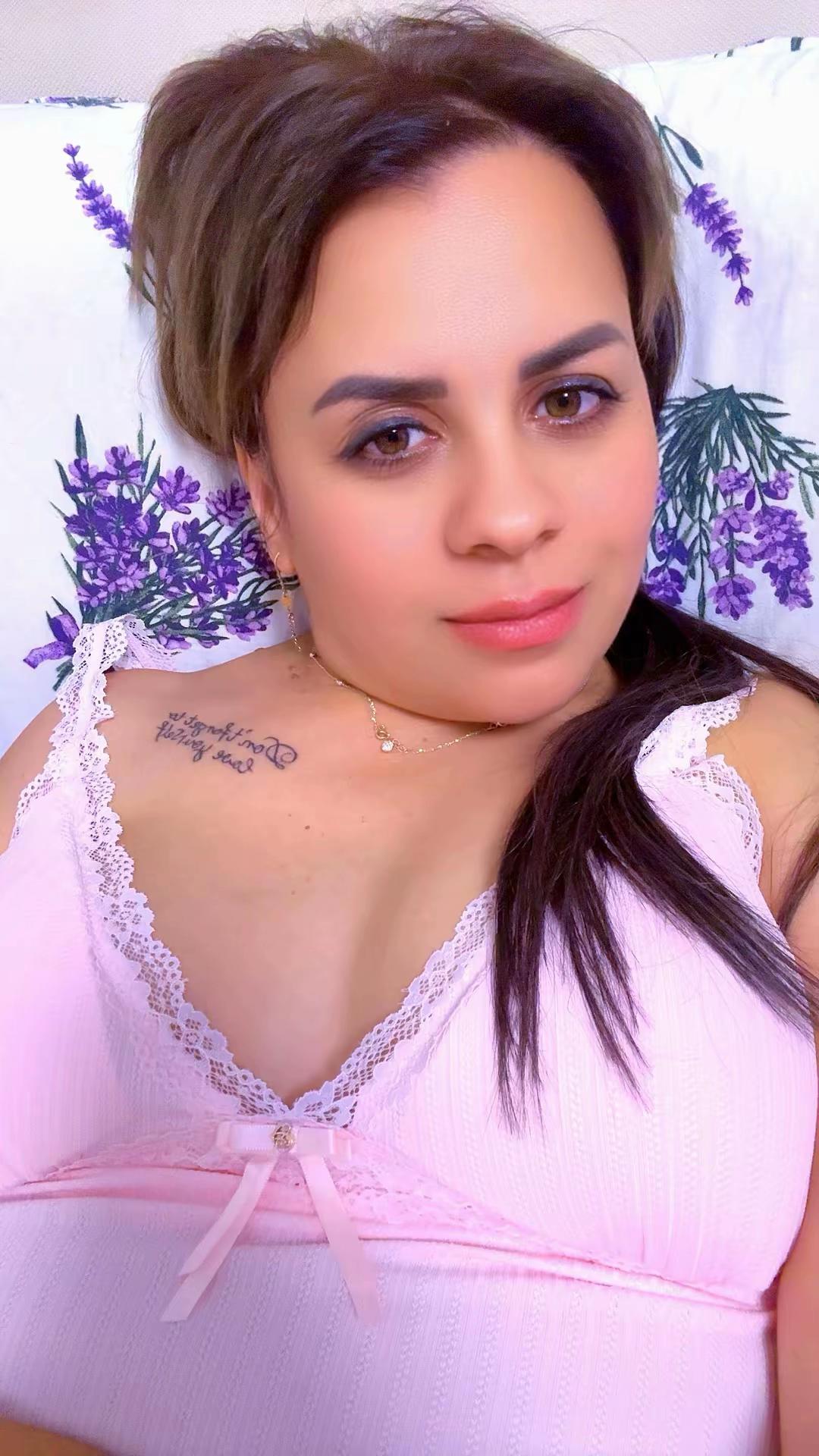 @🥰Alexandra Alexutza 🥰