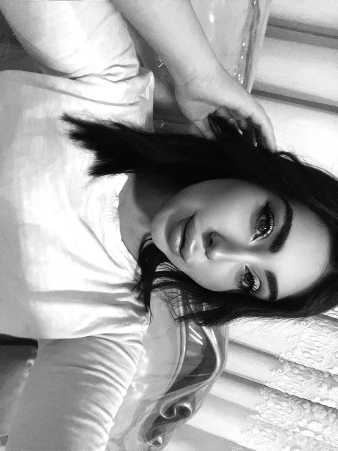 @melikazangene