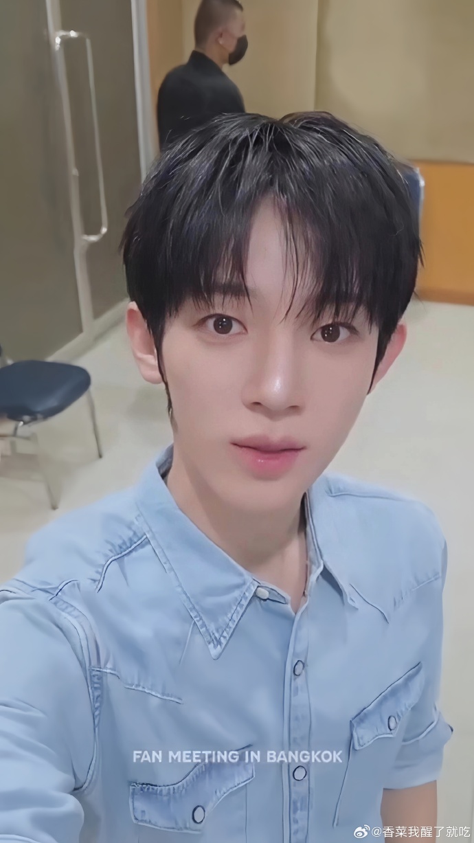 @๐ฒ๐๐๐๐
