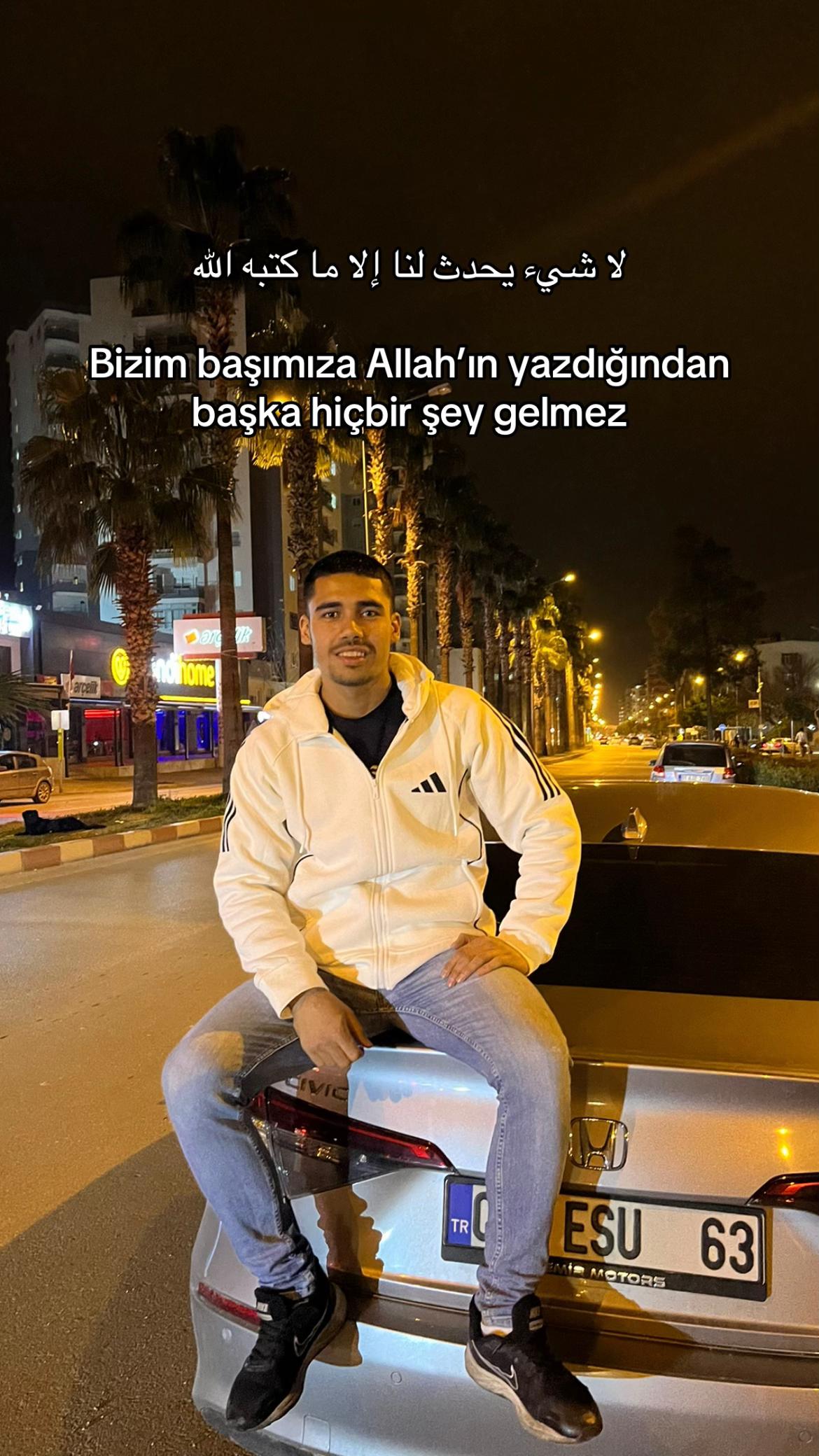 @Batuhan &Ouml;zt&uuml;rk