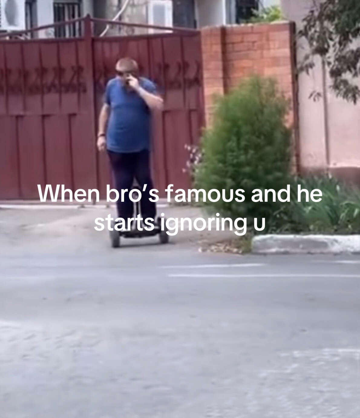 @⃟