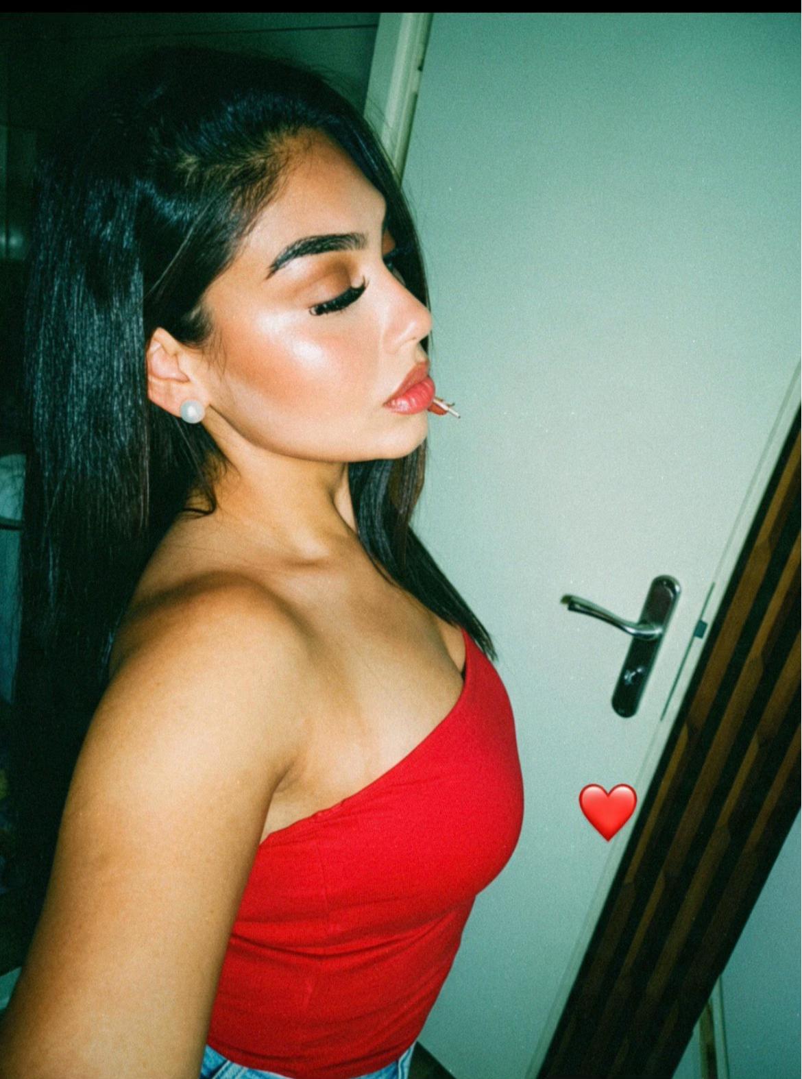 @𝑷𝒂𝒎𝒆𝒍𝒂 👸🏻