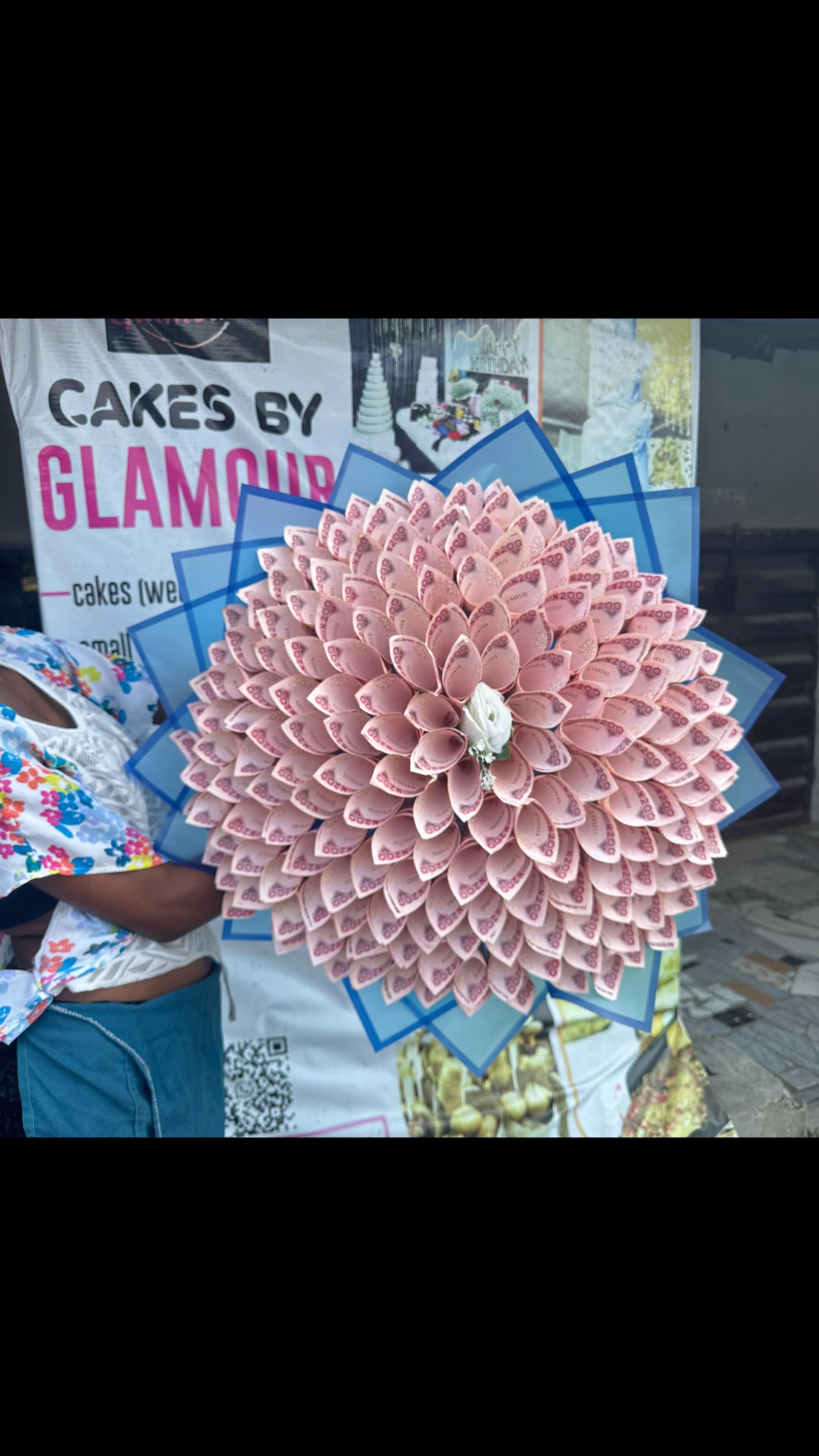 @Ughelli cake vendor / Glamour