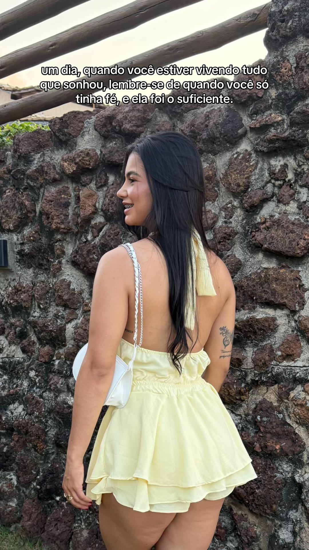 @Laís Carvalho