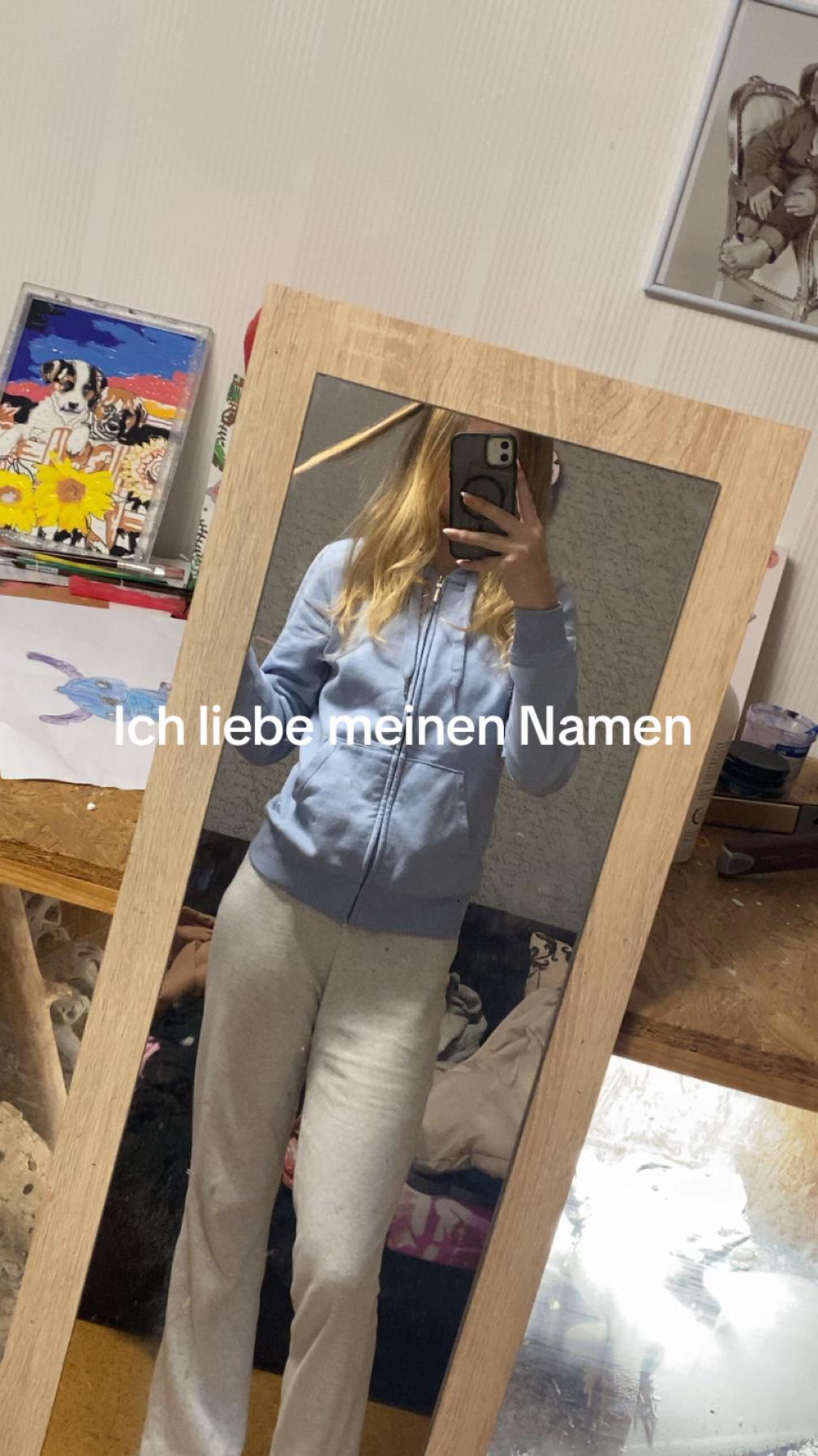 @Sophia🇩🇪