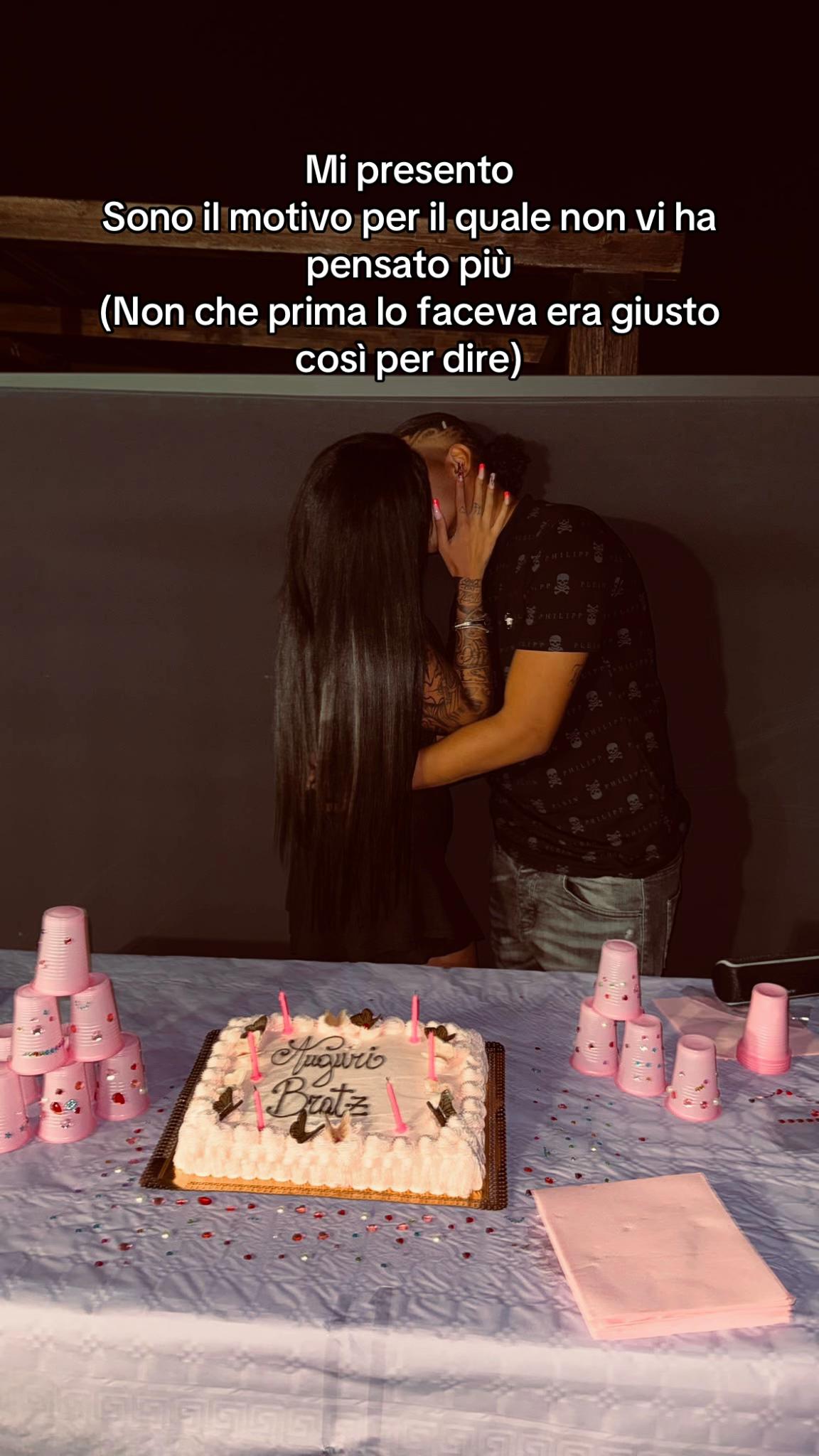 @🖤 𝓫𝓻𝓪𝓽𝔃