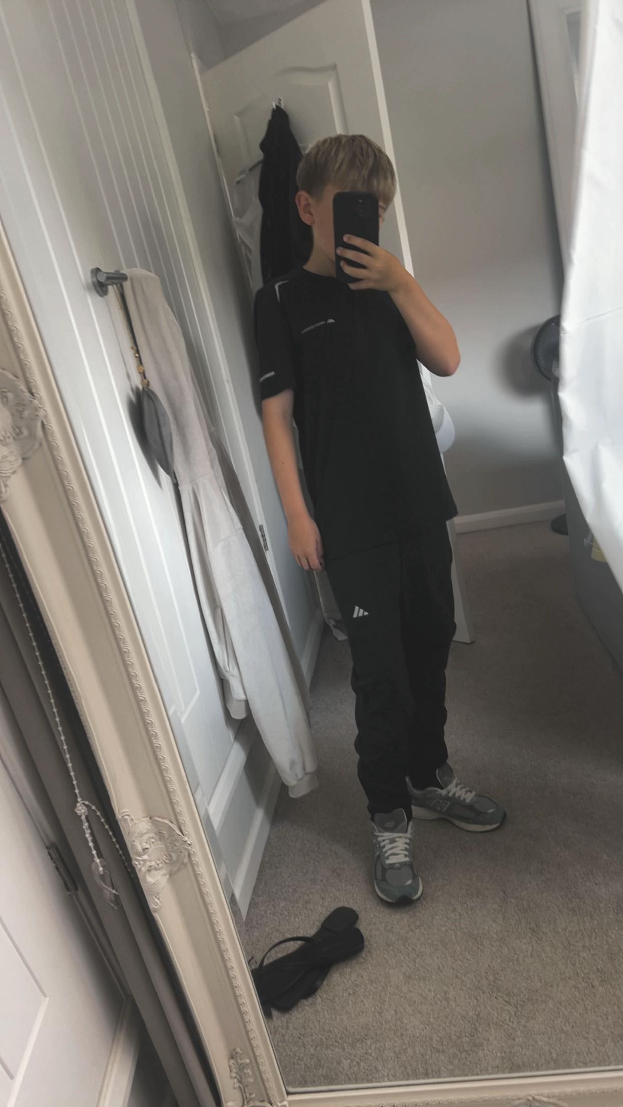 @pl💷