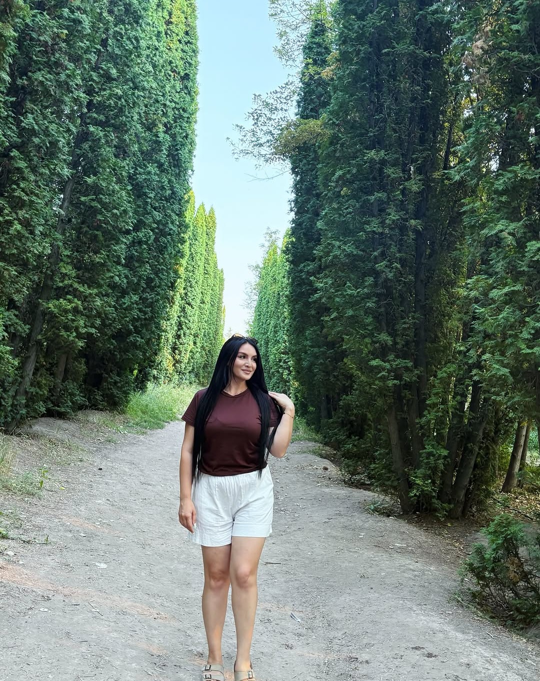 @zemine_eliyeva