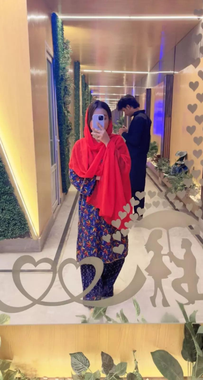 @Mr's SHaHrukh 💋🙈
