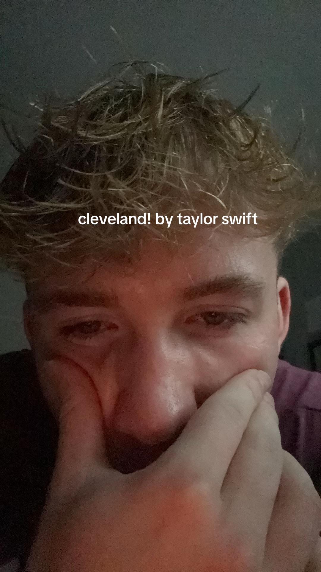 @itzisaacjames