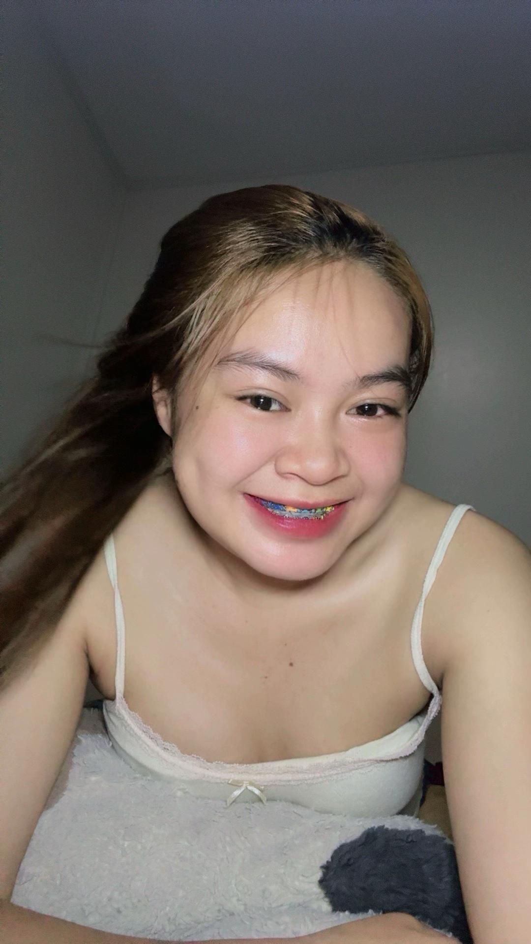 @พลอย