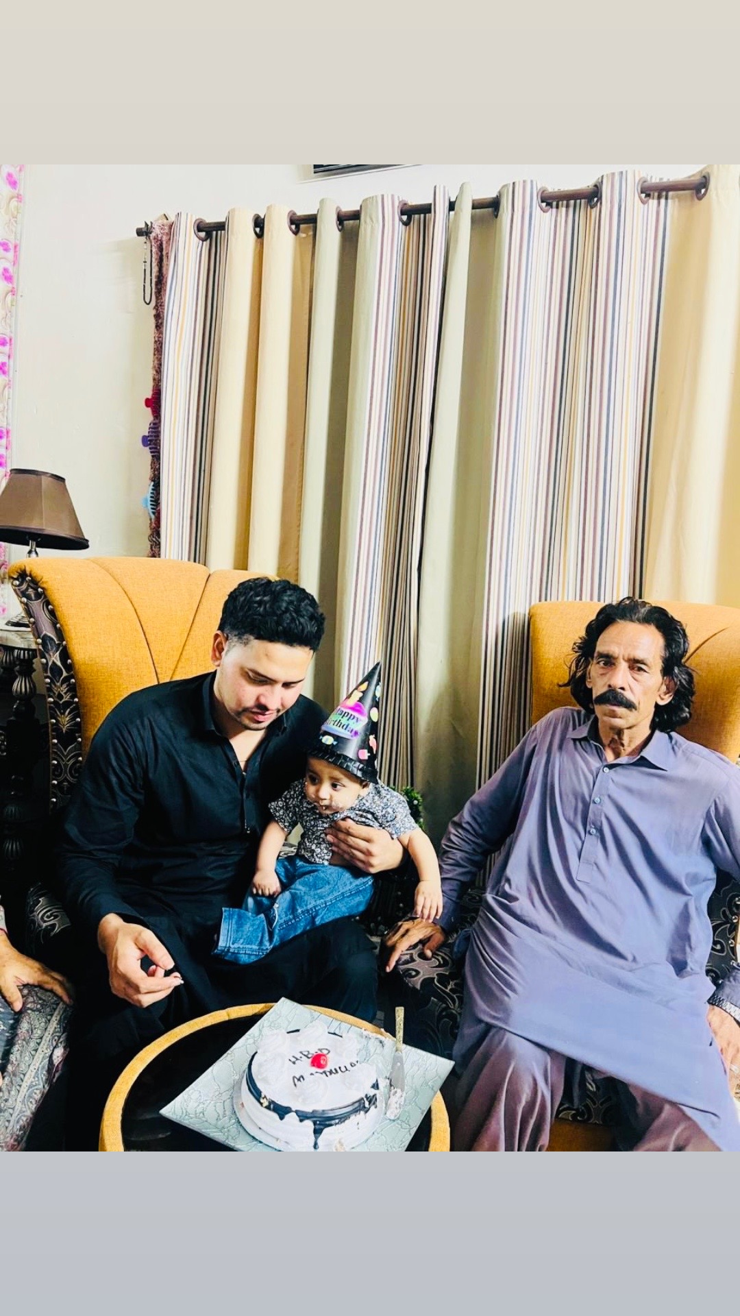 @عمیر ملک