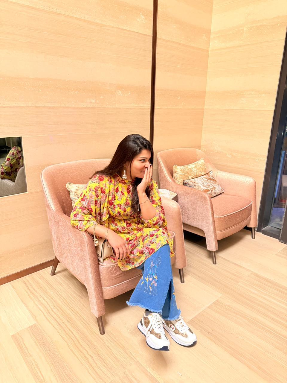 @Maya Khan