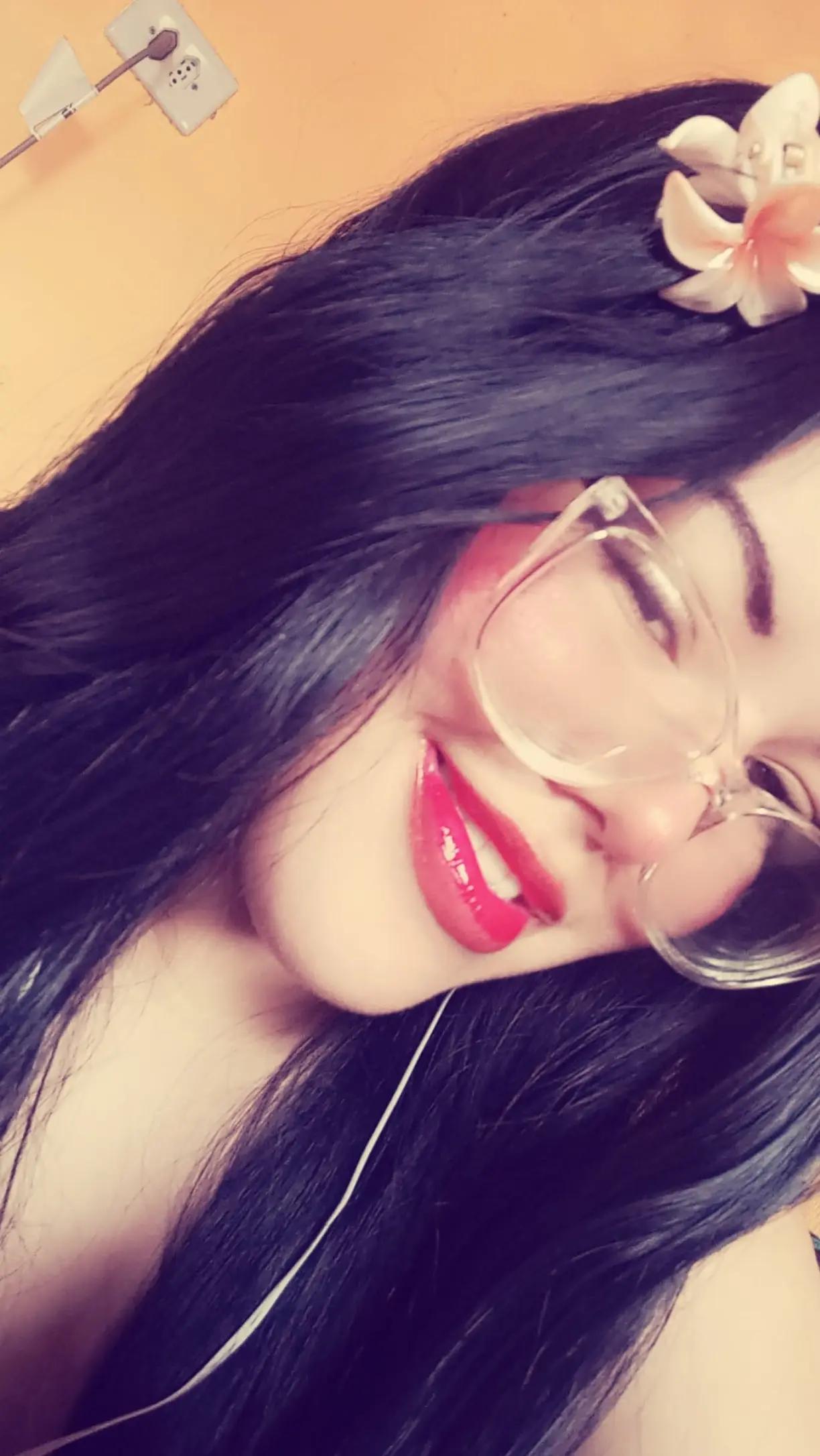 @Emilly Maria