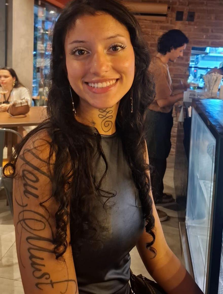 @Maria Cruz