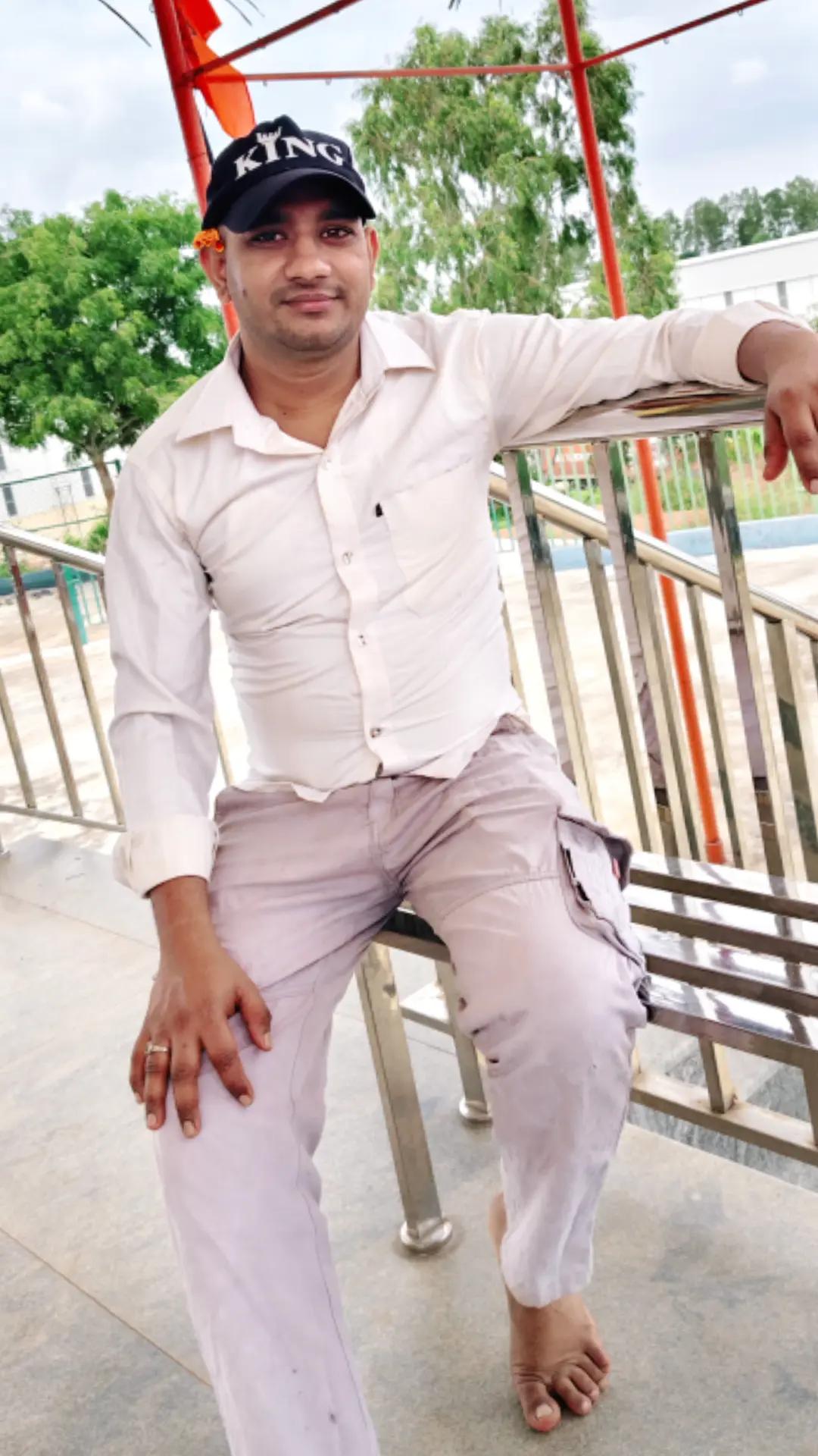 @shroffakhilesh