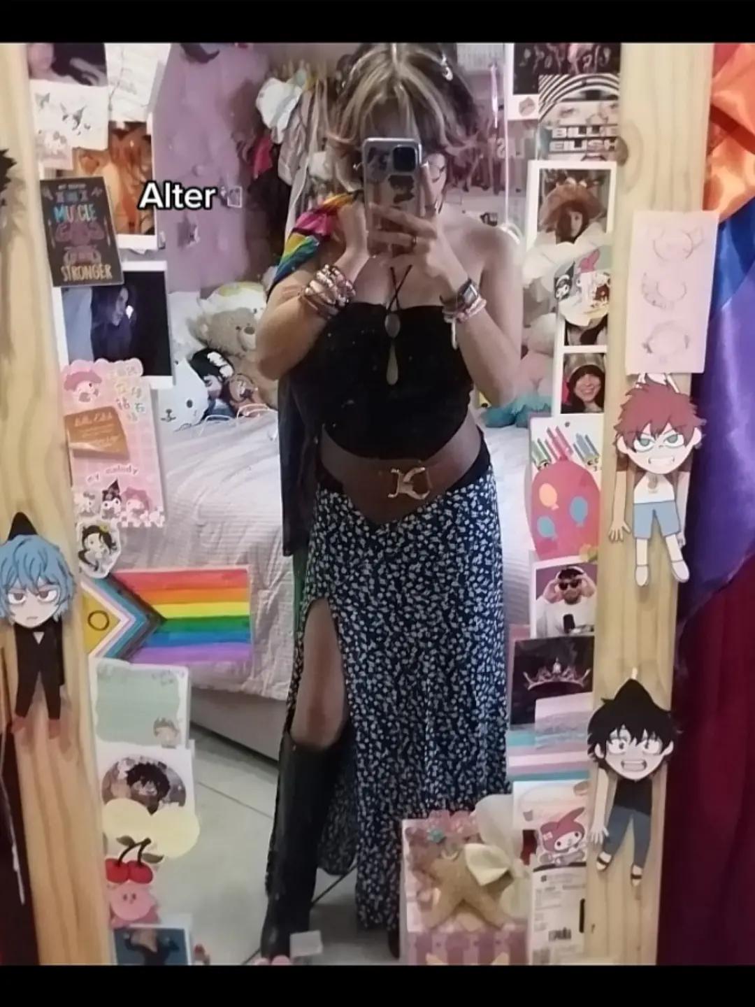 @Sam (Touya's gf <3)