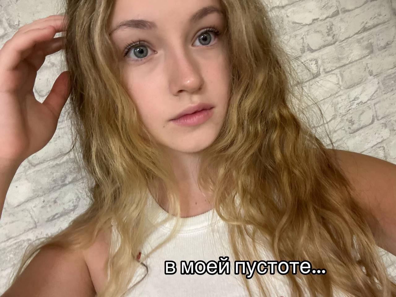 @<3