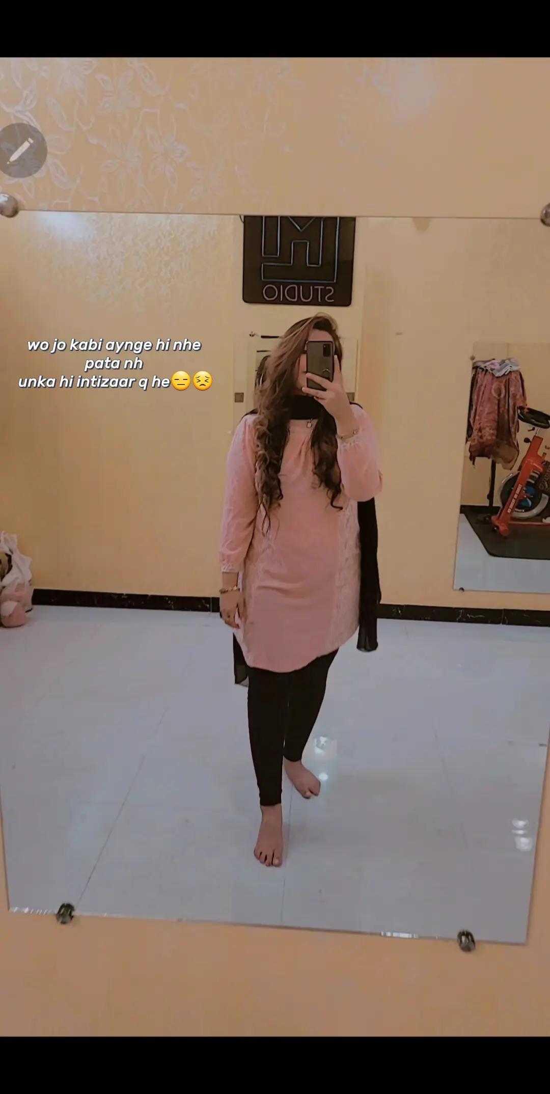 @zoya khan