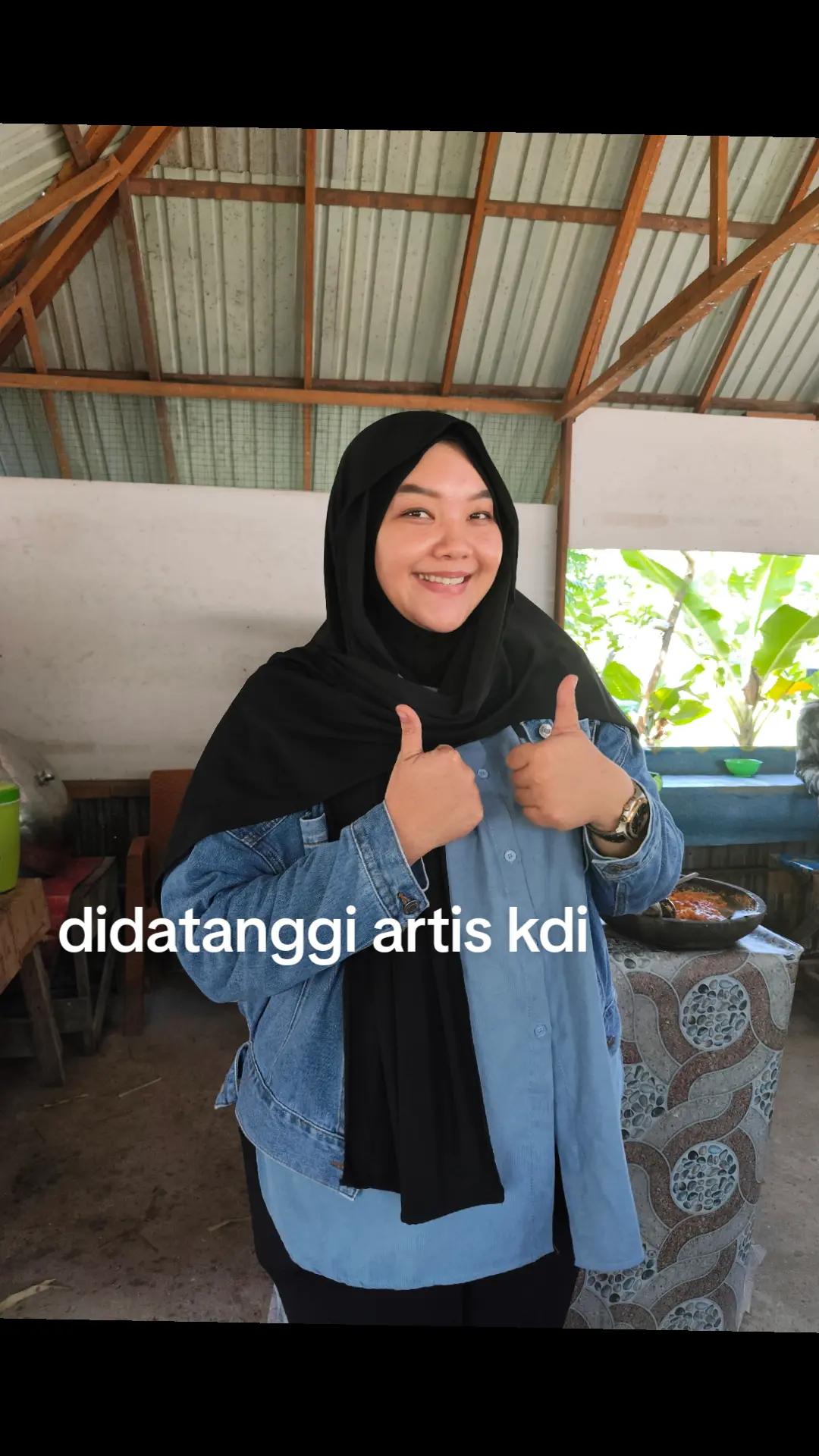 @warung katupat acil ella
