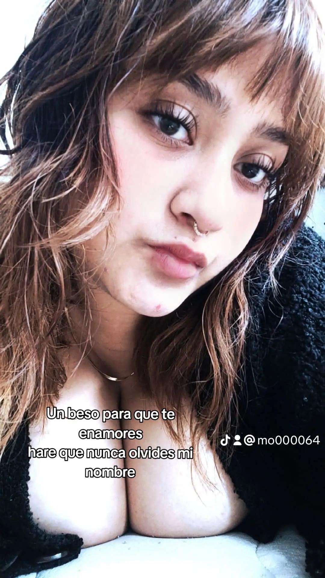 @mo