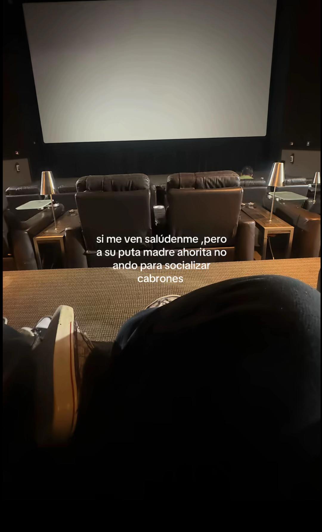 @🦇