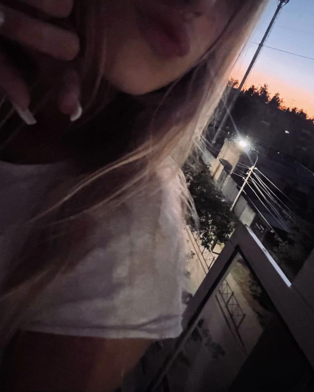 @vladalovely0