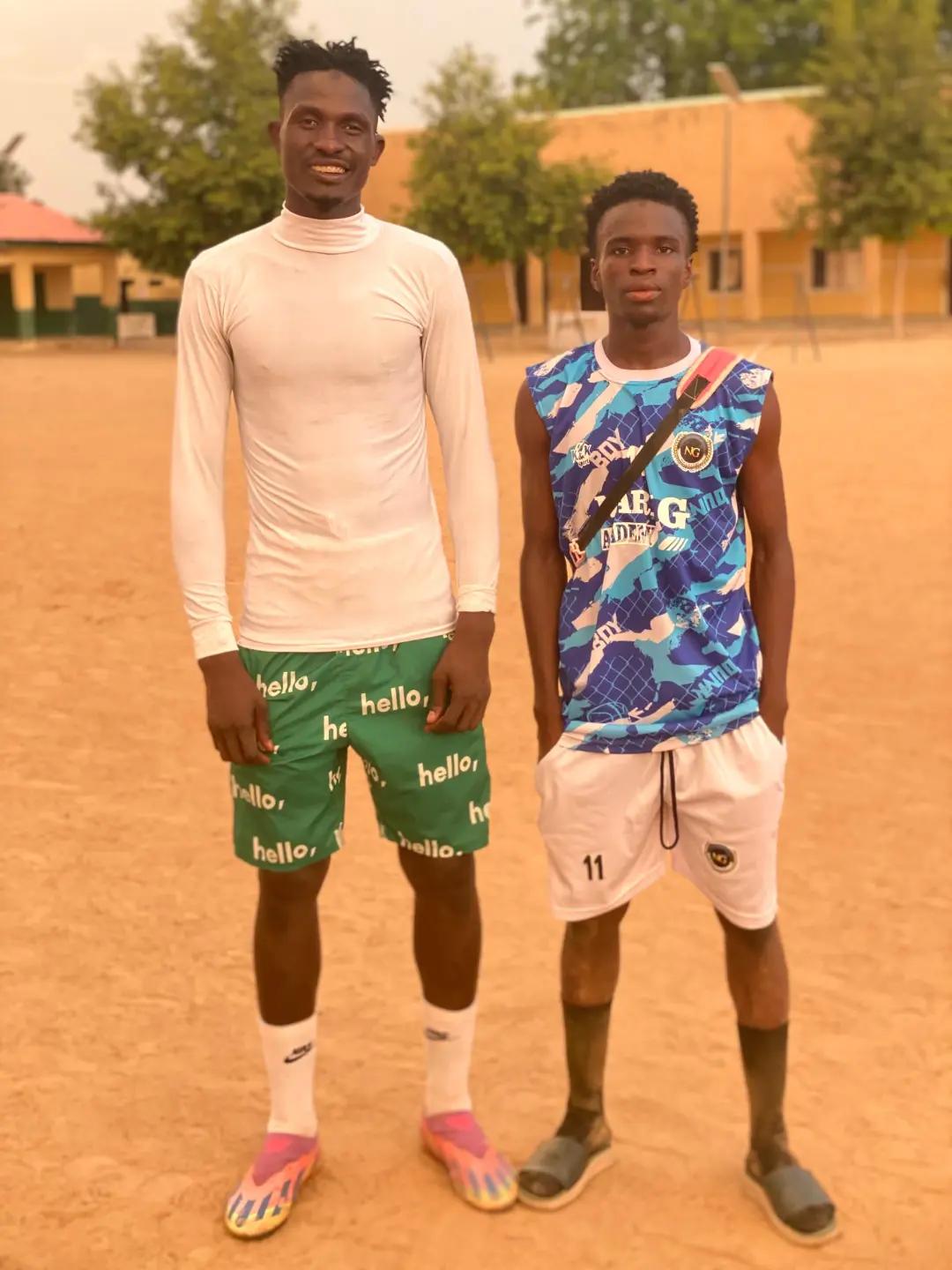 @itz bolomson footballer