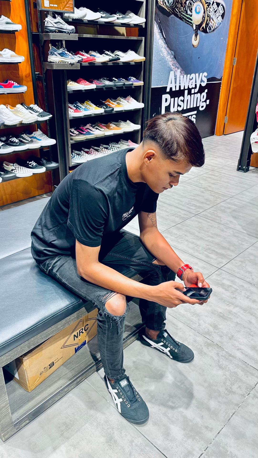 @4LEX⁶