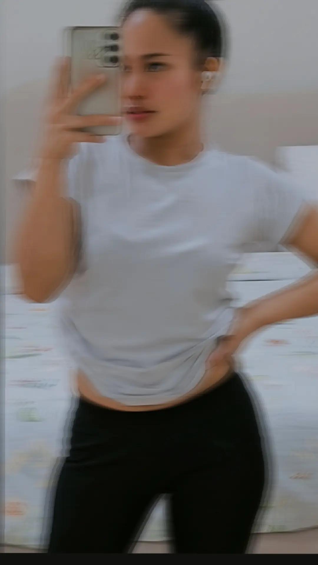 @veeaaaaa