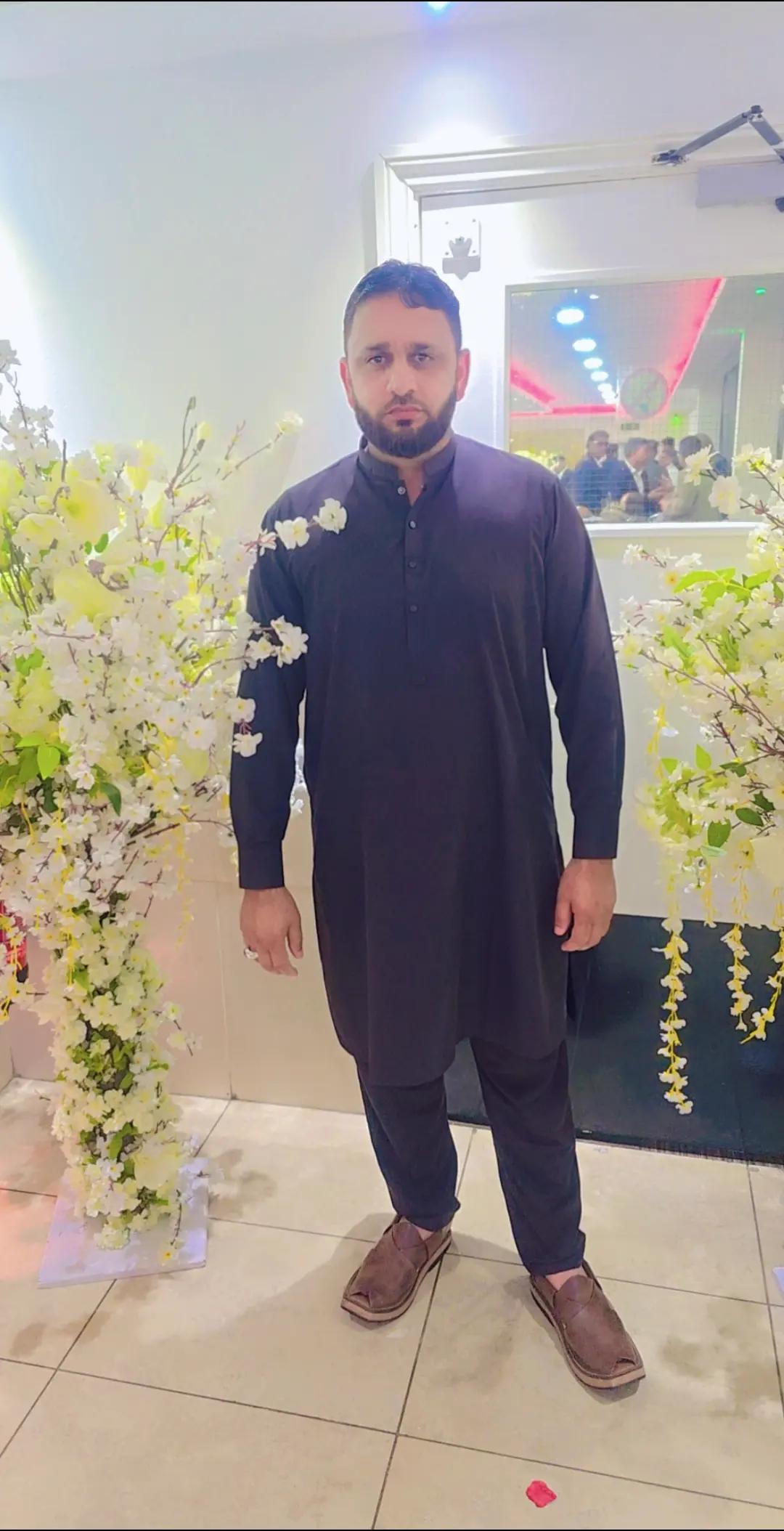 @SALEEM KIANI🇵🇰🏴󠁧󠁢󠁥󠁮󠁧󠁿
