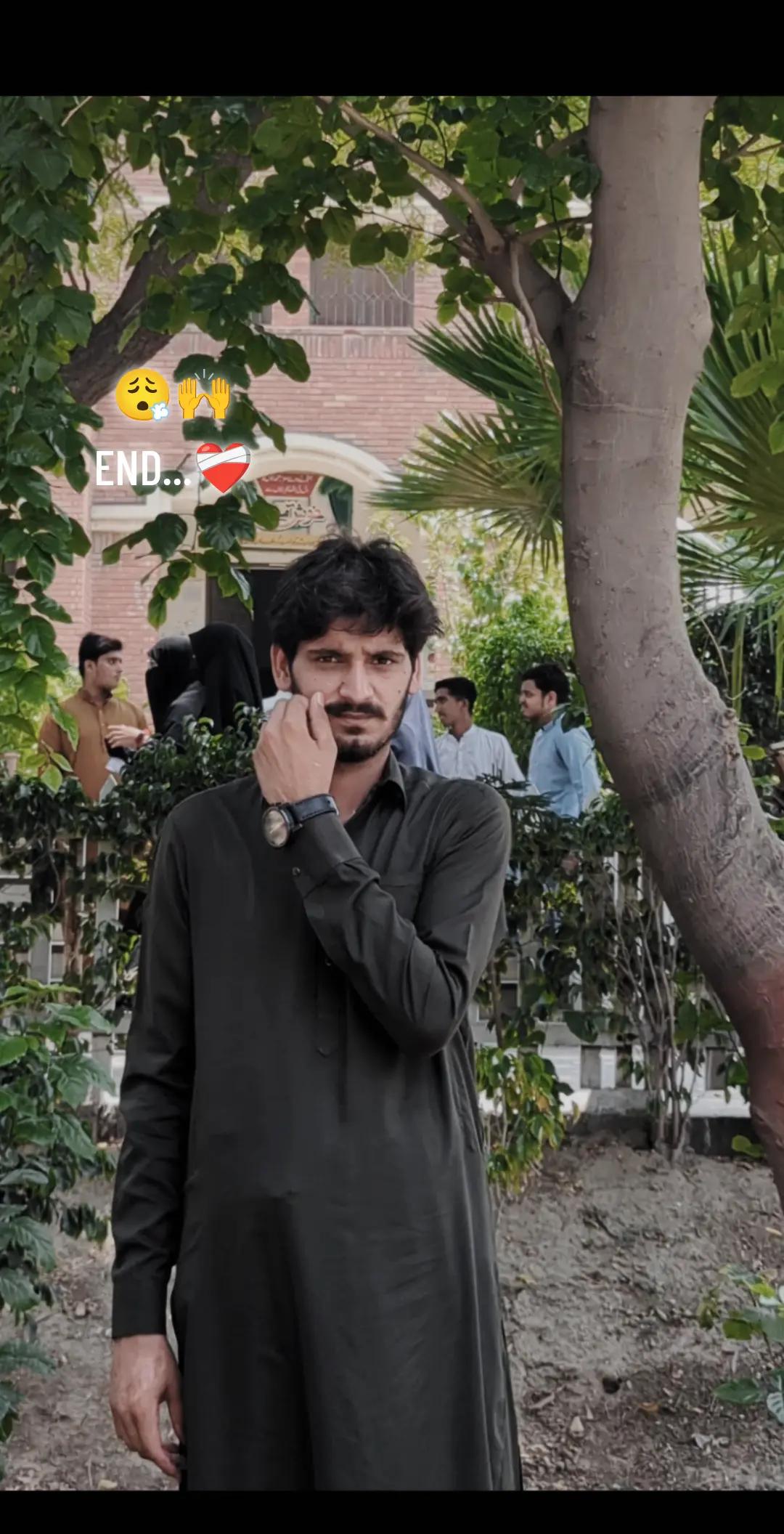 @Uzair &pound;🚩