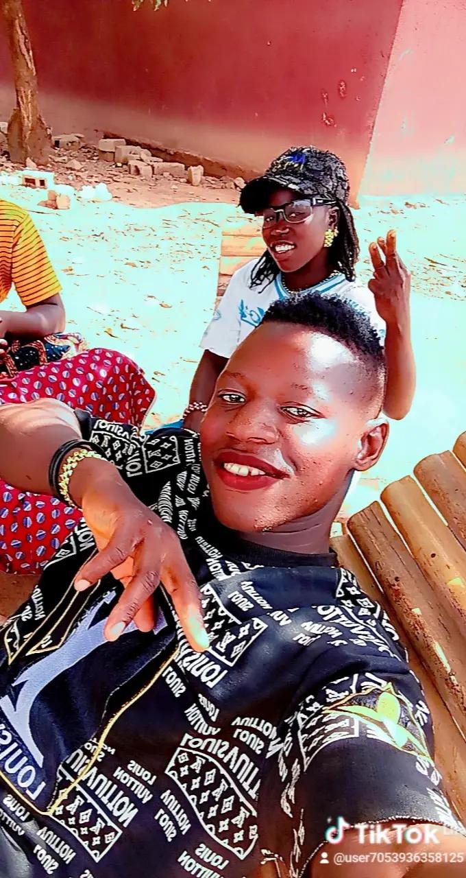 @Oud&eacute; Mara