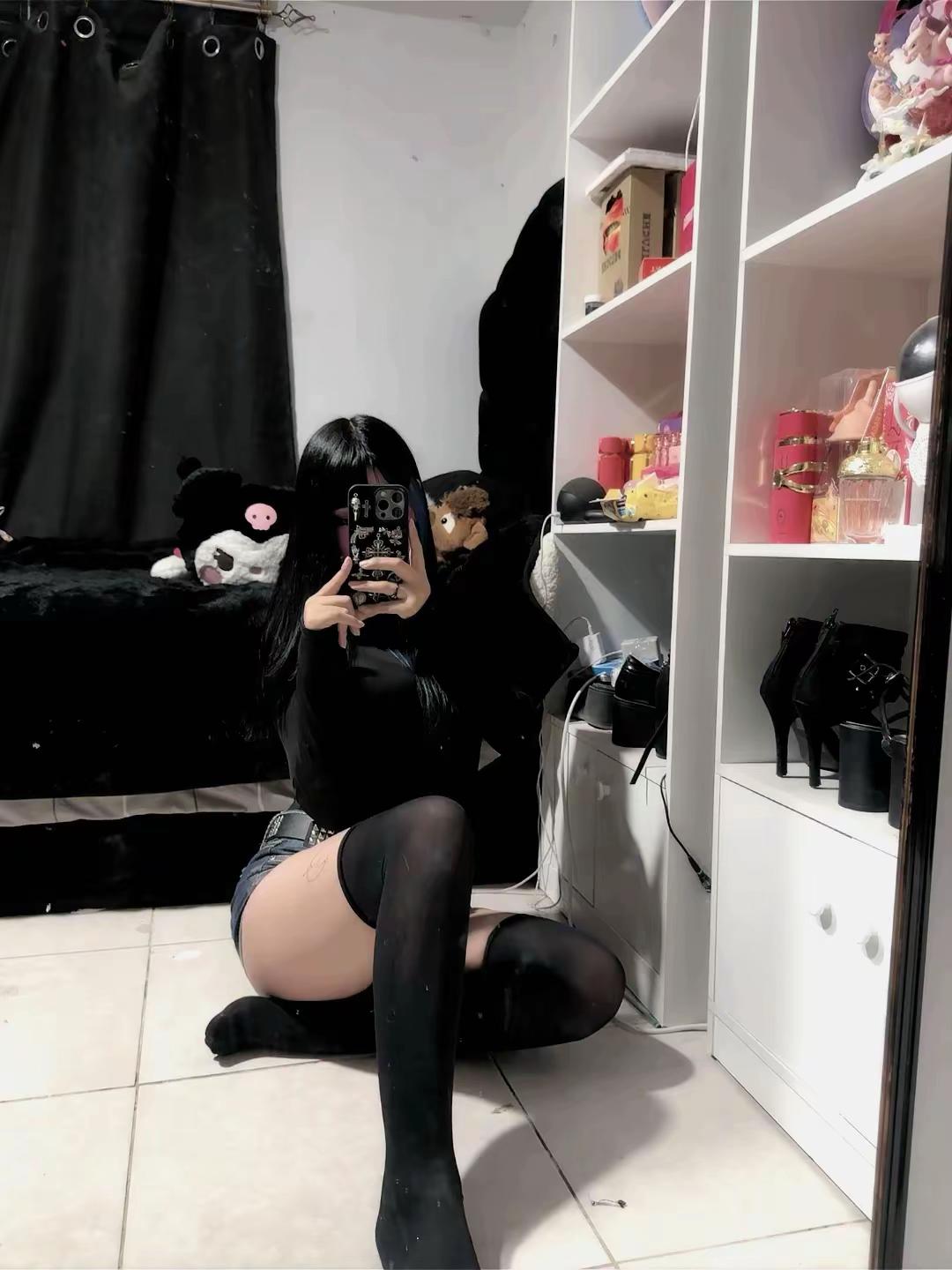 @Sannet🕷️🖤