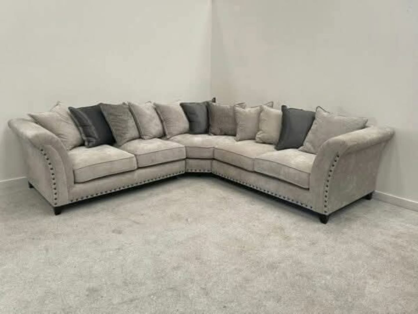 @Furniture Hub Uk