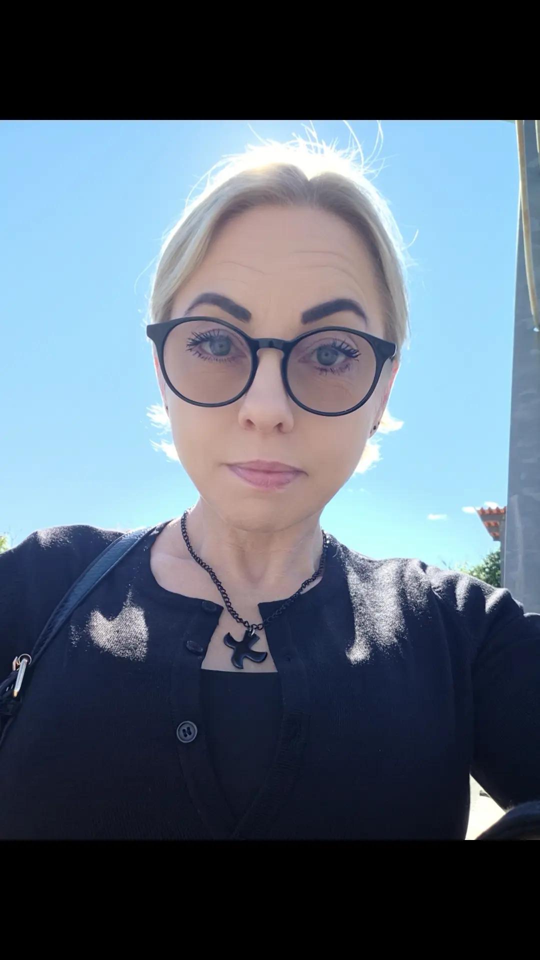@Veronique_81
