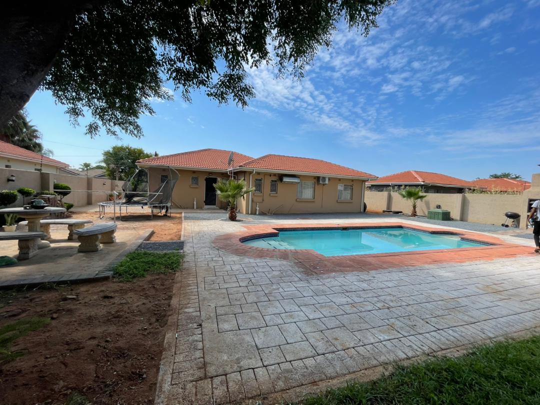 @bread_bespokerealestate
